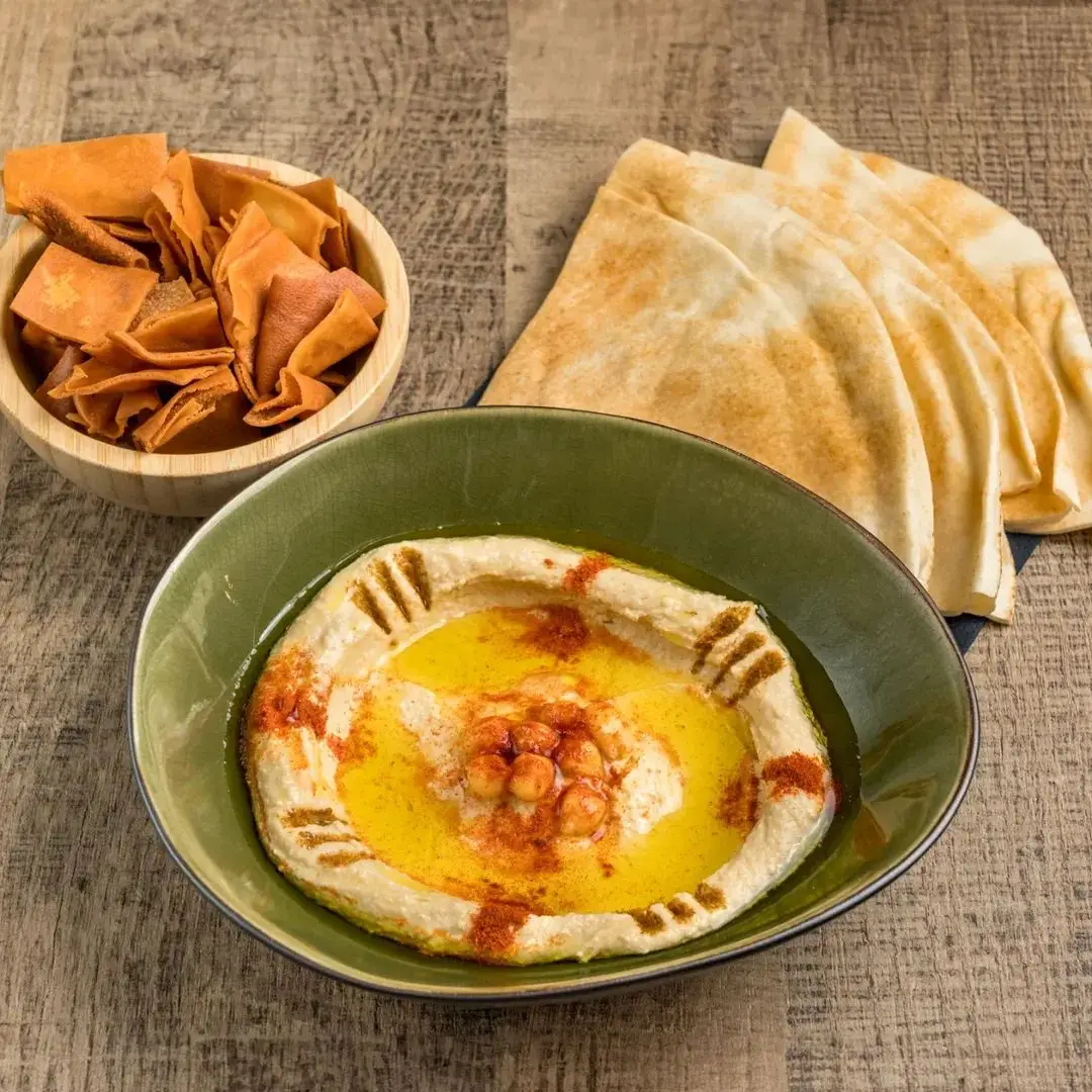 HOMMOS
